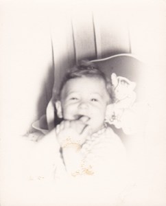 Peter in high chair 1947.jpg